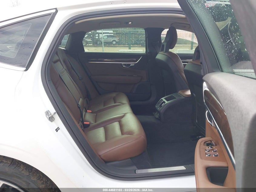 2019 Volvo S90 T6 Momentum VIN: LVYA22MK6KP082793 Lot: 44681103