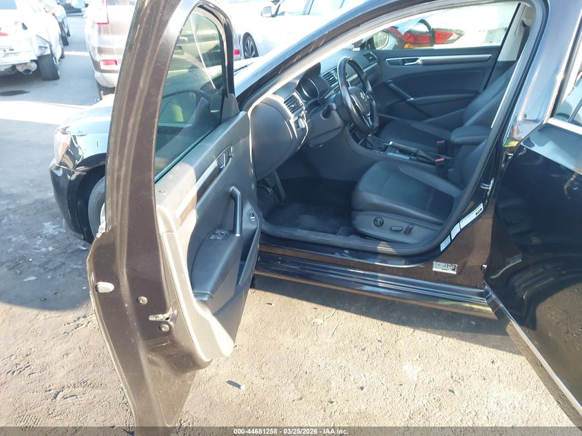 2017 Volkswagen Passat 1.8T Se