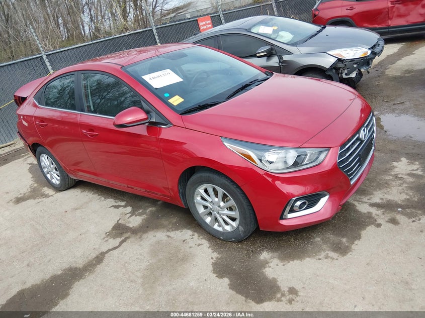 2022 Hyundai Accent Sel