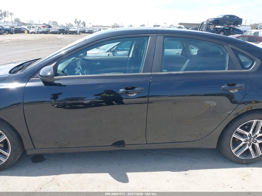 2019 KIA FORTE S — Photo 14
