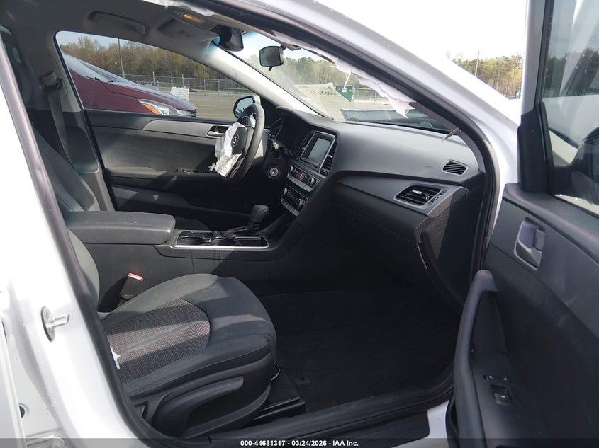 VIN 5NPE24AF8KH734370 2019 HYUNDAI SONATA SE