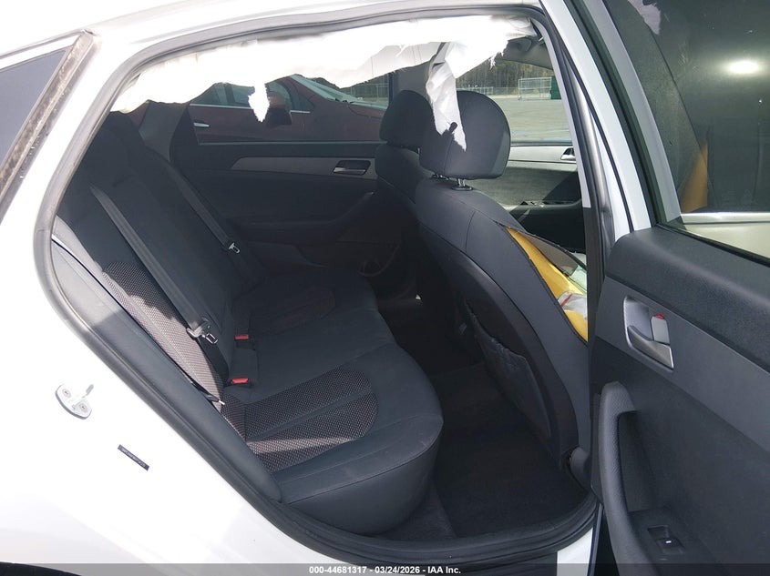 VIN 5NPE24AF8KH734370 2019 HYUNDAI SONATA SE
