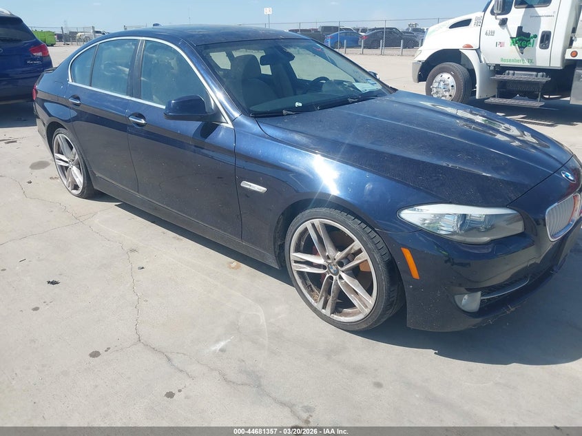 2011 BMW 550I