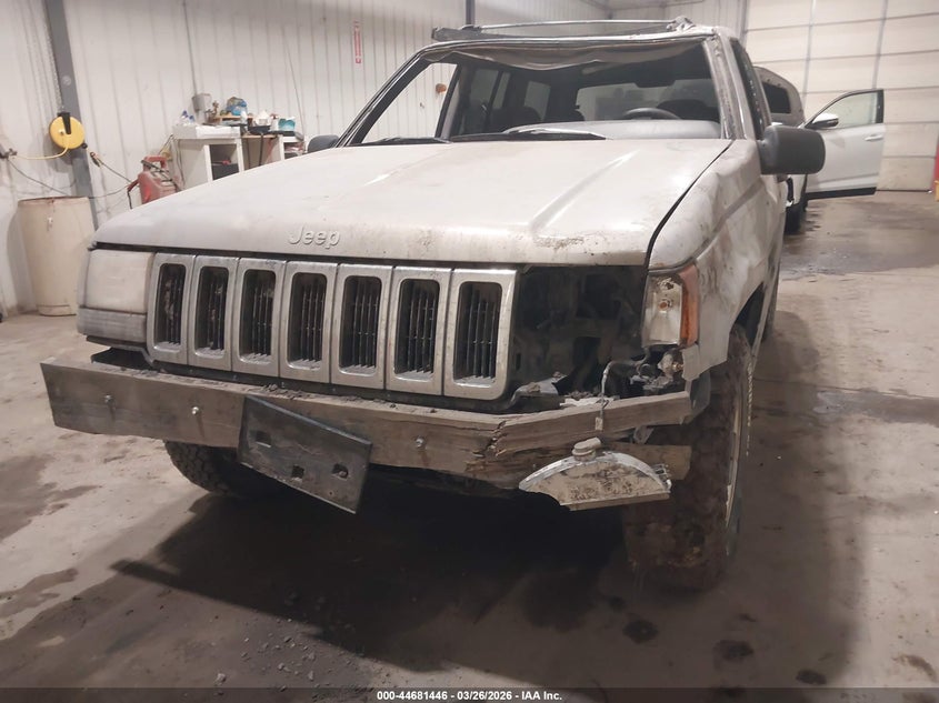 1997 Jeep Grand Cherokee Laredo/Tsi VIN: 1J4GZ58S3VC685814 Lot: 44681446