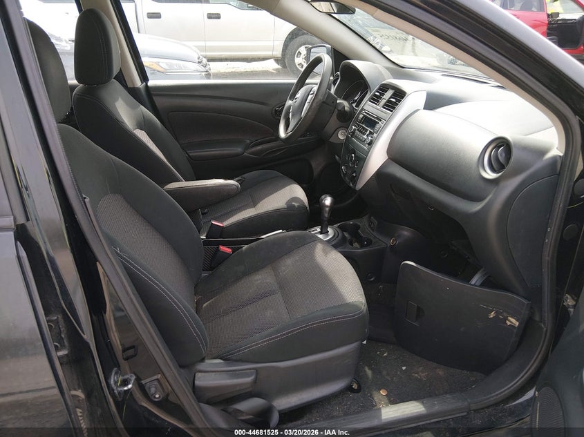 2017 Nissan Versa 1.6 Sv