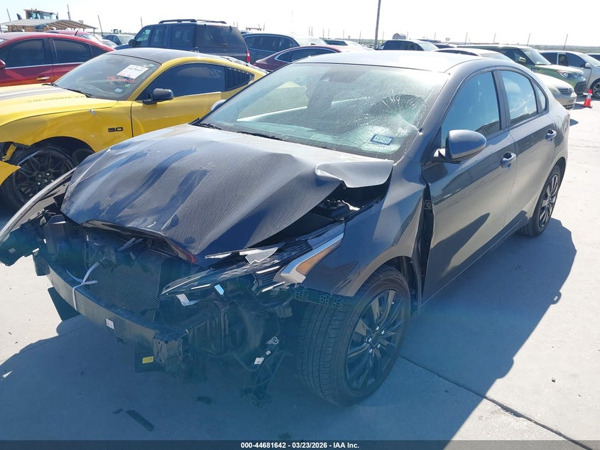 2023 Kia Forte Lxs 3KPF24AD2PE621478 photo 1