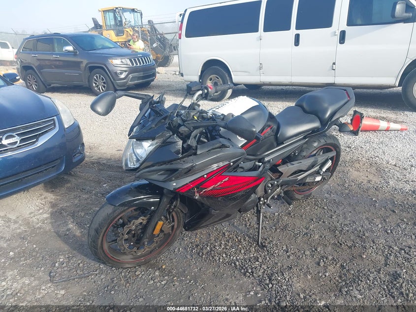 2012 YAMAHA FZ6 auction photo 2