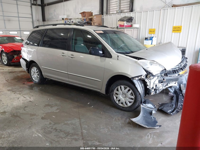2005 Toyota Sienna Ce
