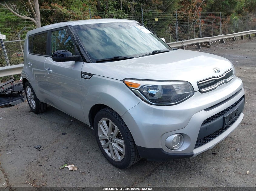 2019 Kia Soul +