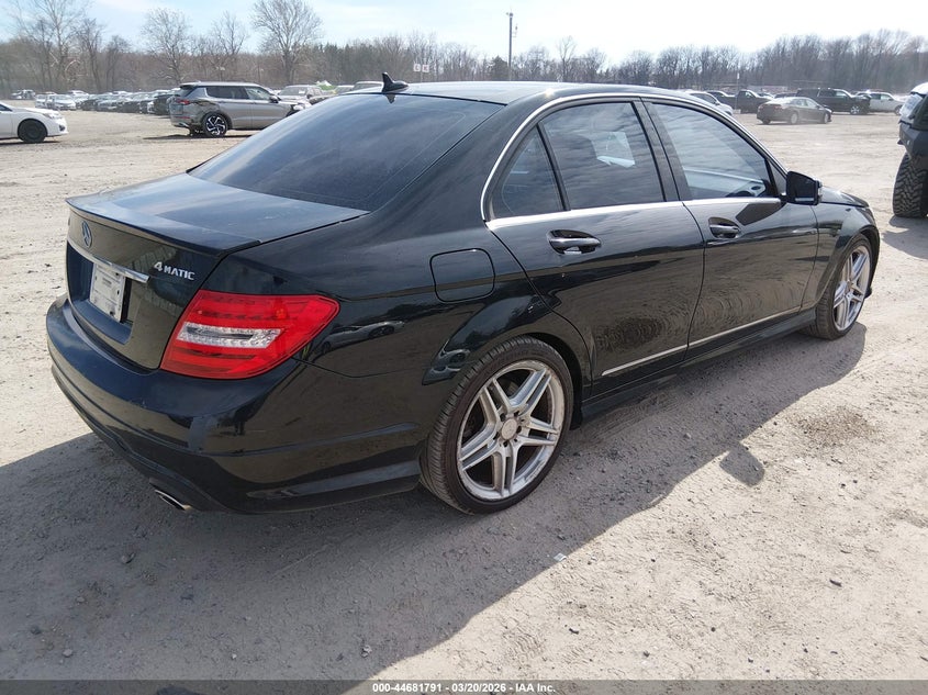 2013 Mercedes-Benz C 300 Sport 4Matic