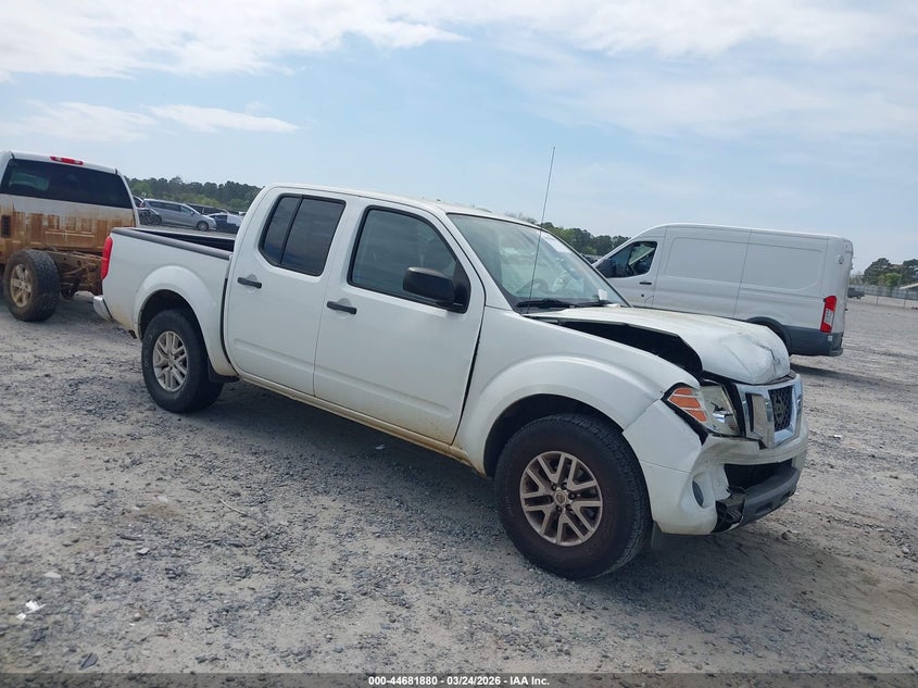 2015 NISSAN FRONTIER SV