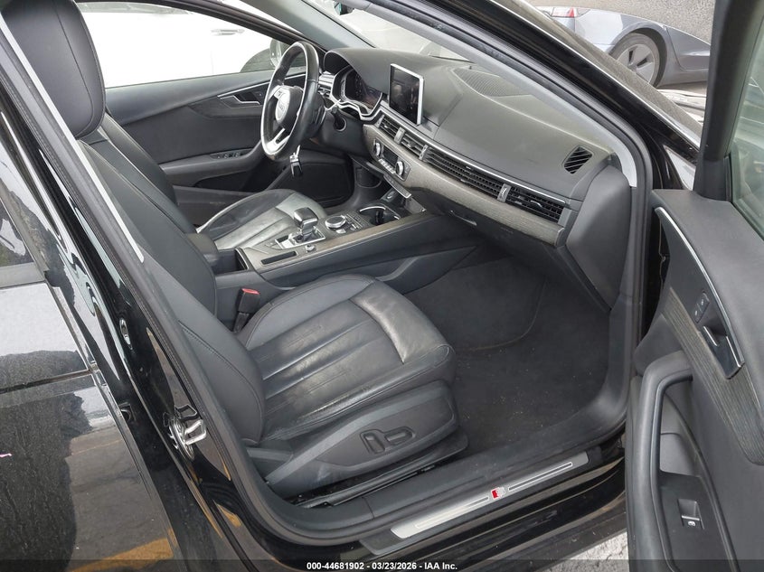 2018 Audi A4 2.0T Tech Ultra Premium/2.0T Ultra Premium