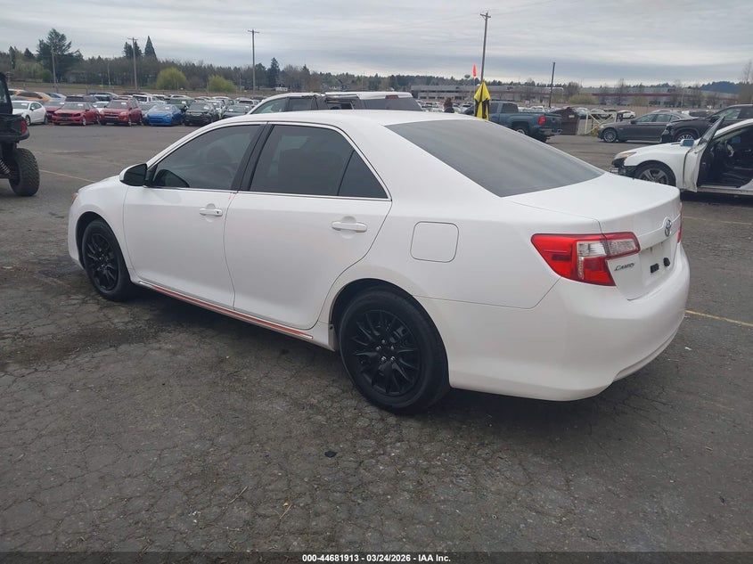 2014 Toyota Camry Le