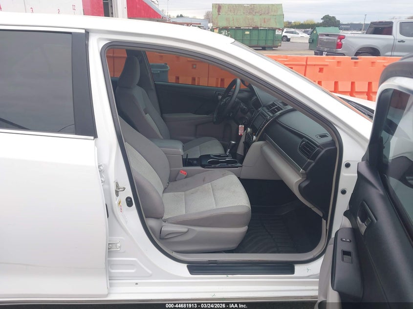 2014 Toyota Camry Le