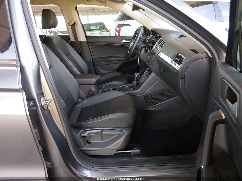 2020 Volkswagen Tiguan 2.0T Se/2.0T Se R-Line Black/2.0T Sel