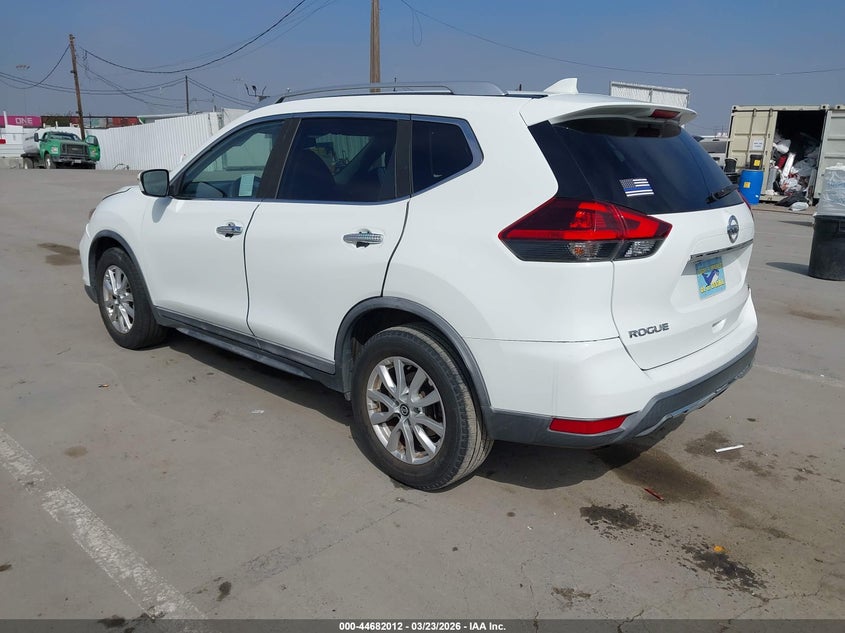 2018 Nissan Rogue Sv