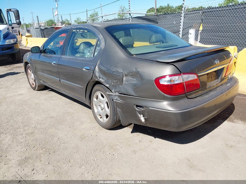 2000 Infiniti I30 Luxury/Touring