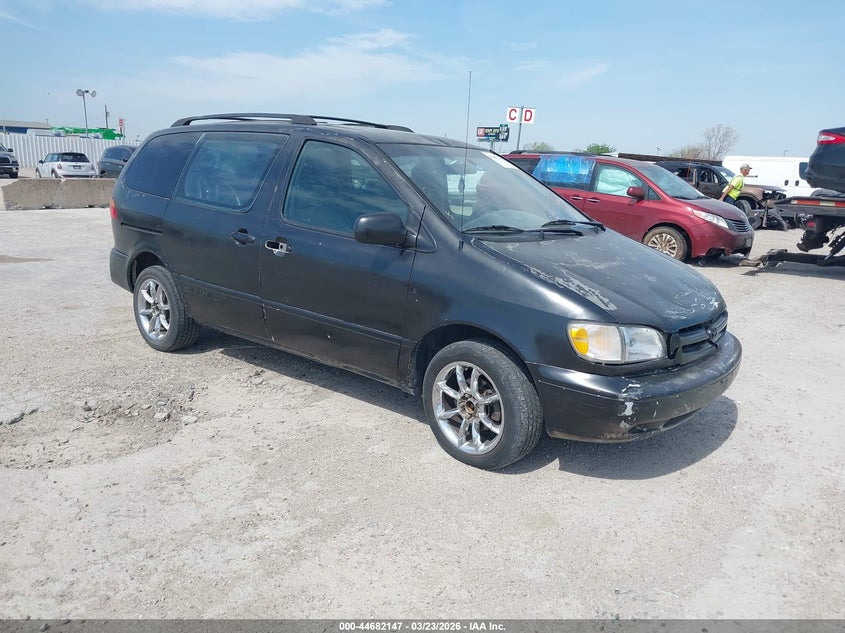 1998 Toyota Sienna Xle