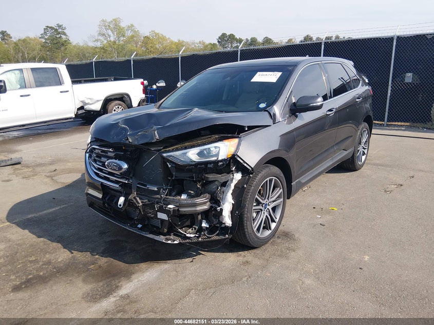 2019 Ford Edge Titanium