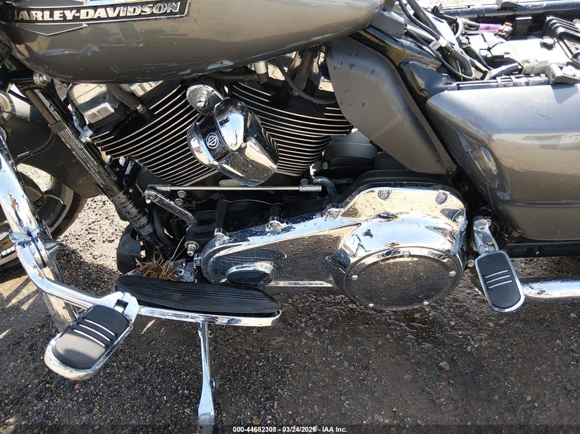 2021 Harley-Davidson Fltrx VIN: 1HD1KHC1XMB676823 Lot: 44682308