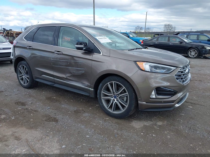 2019 Ford Edge Titanium