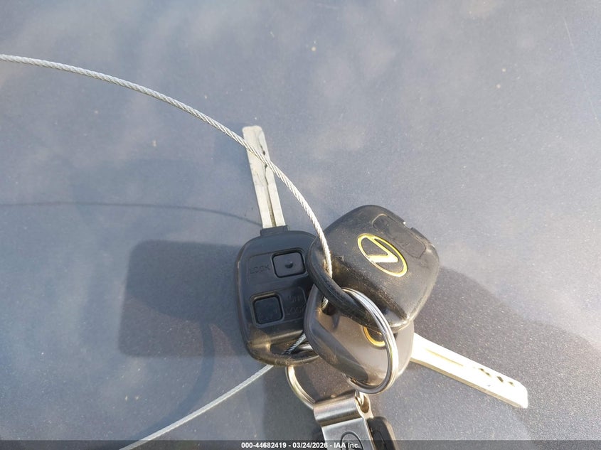 2000 Lexus Lx 470 VIN: JT6HT00W1Y0094990 Lot: 44682419