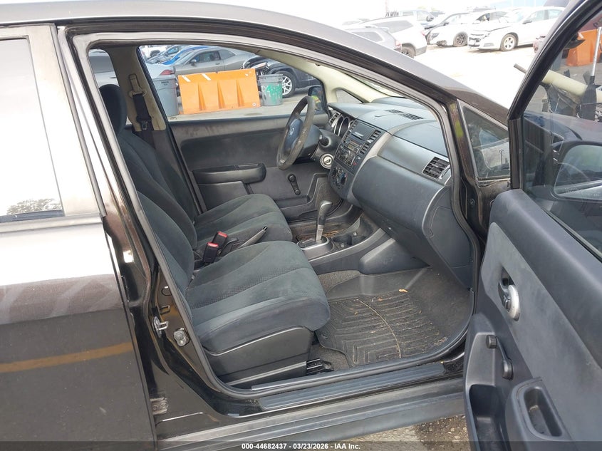 2011 Nissan Versa 1.8S