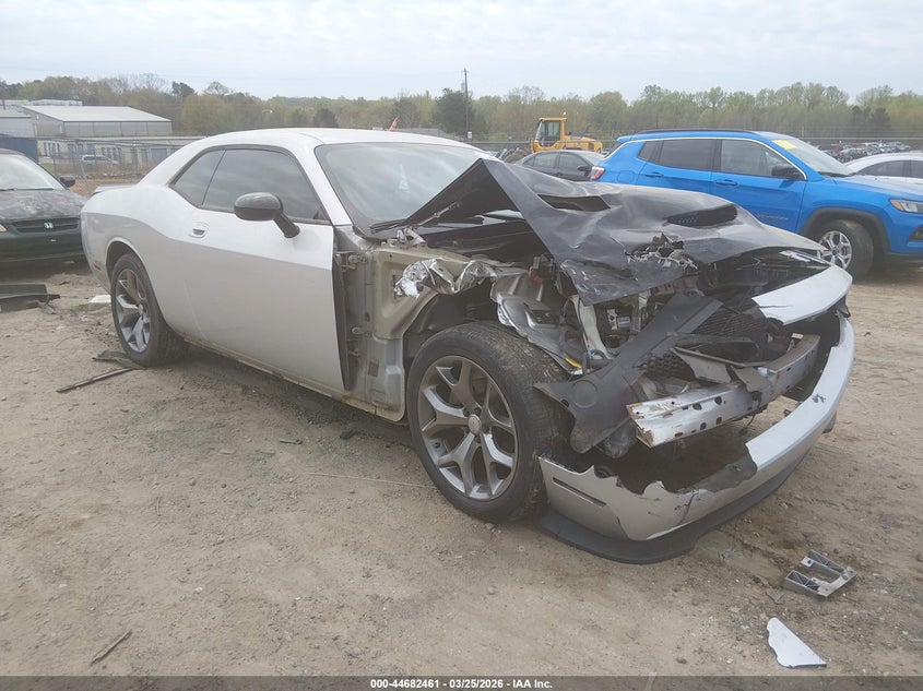 2010 Dodge Challenger Se