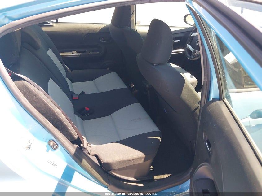 2015 Toyota Prius C Three VIN: JTDKDTB3XF1102480 Lot: 44682489