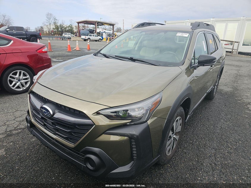 2025 Subaru Outback Premium