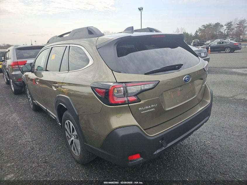 2025 Subaru Outback Premium