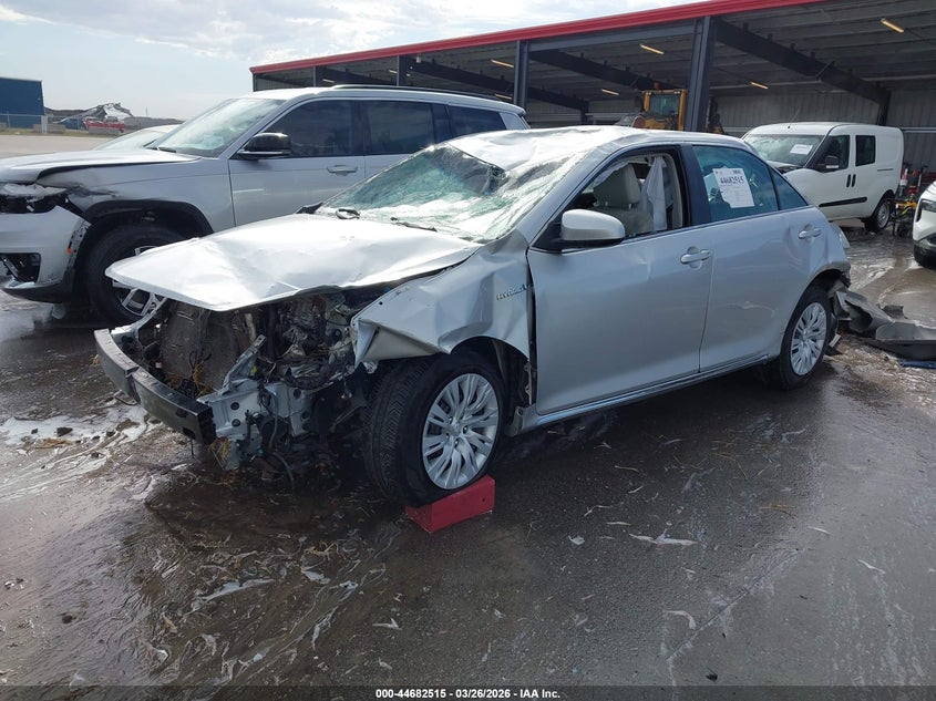 2013 Toyota Camry Hybrid Le