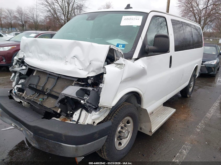 Vin: 1gawgffg3l1144937, lot: 45179657, chevrolet express passenger rwd 2500 regular wheelbase lt 20202