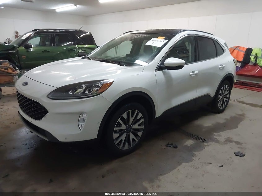 2020 Ford Escape Titanium