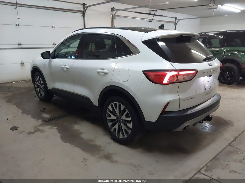 2020 Ford Escape Titanium