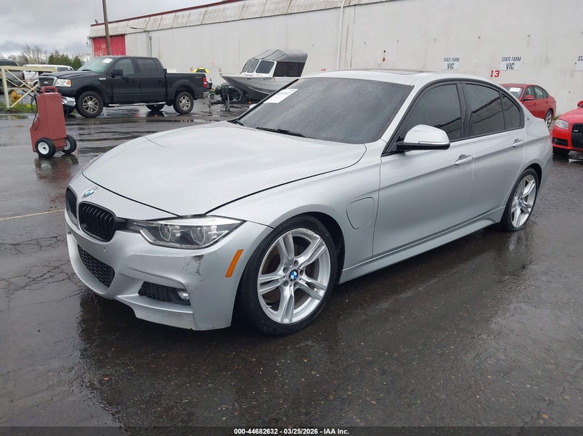 Vin: wba8e1c37ha029384, lot: 45179747, bmw 330e iperformance 20172