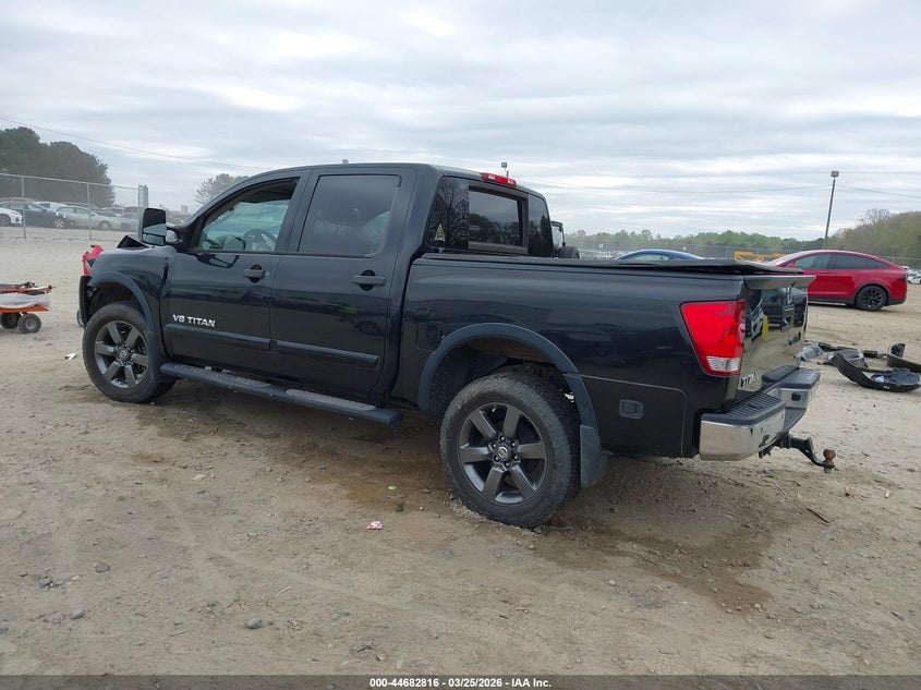 2015 Nissan Titan Sv