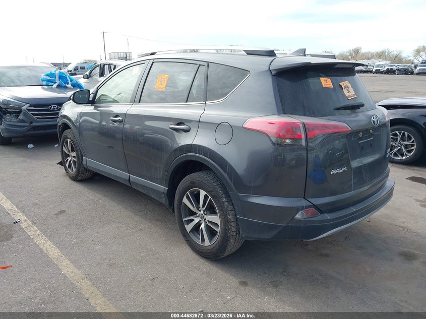2018 TOYOTA RAV4 auction photo 3
