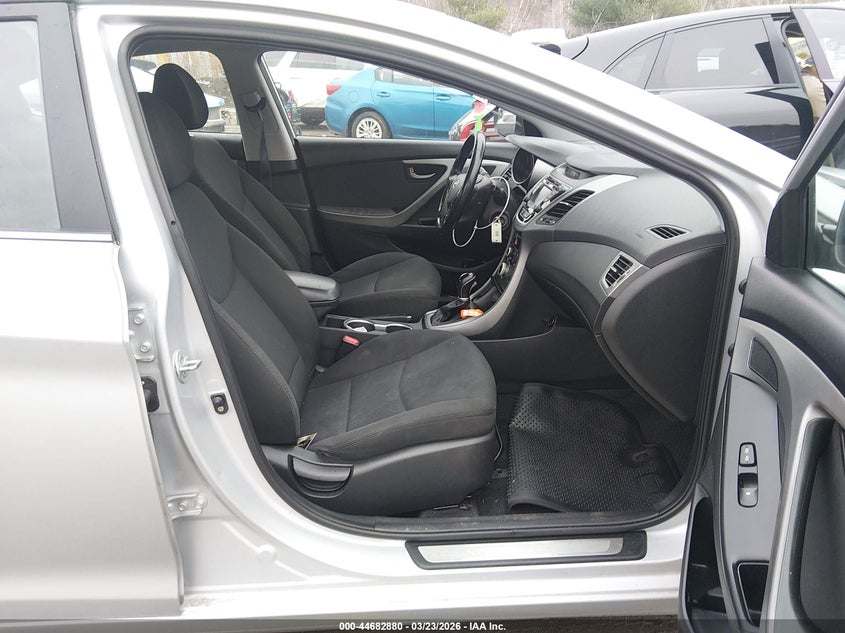 2015 Hyundai Elantra Se