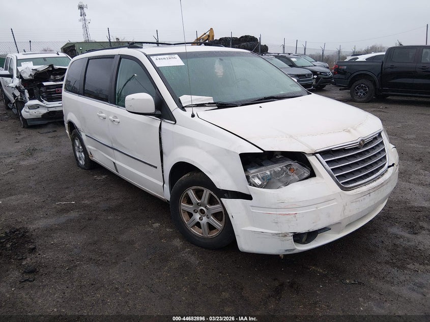 2010 Chrysler Town & Country Touring Plus