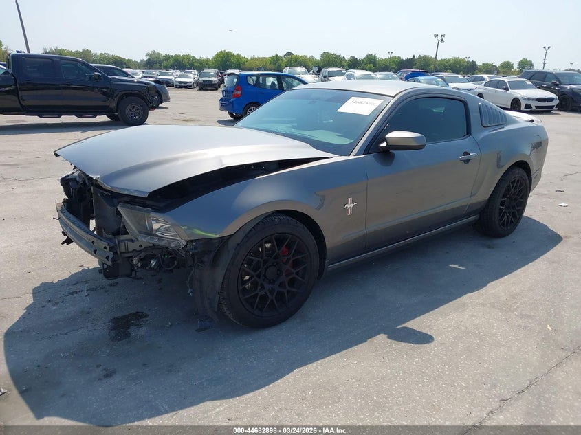 2013 Ford Mustang V6 Premium