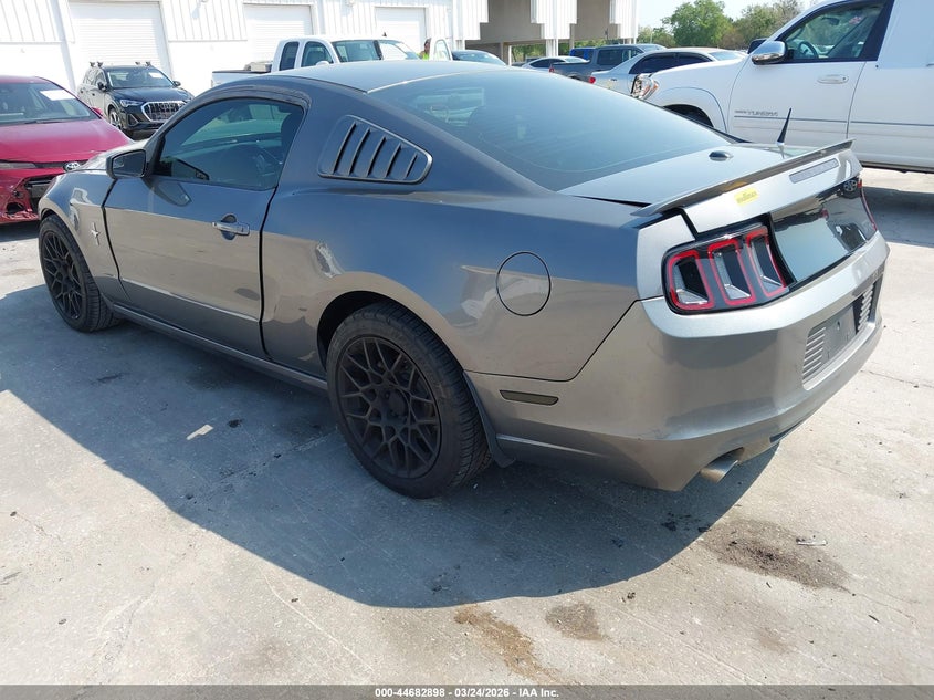 2013 Ford Mustang V6 Premium
