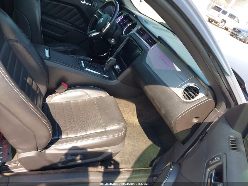 2013 Ford Mustang V6 Premium