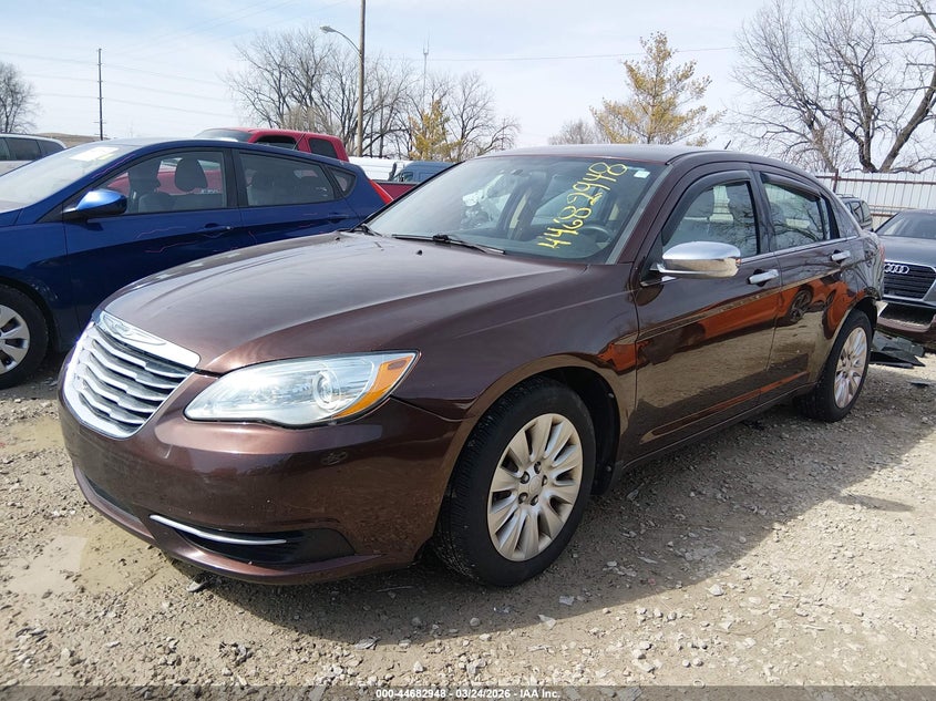 2013 Chrysler 200 Lx