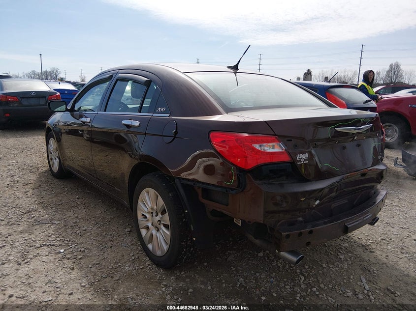 2013 Chrysler 200 Lx