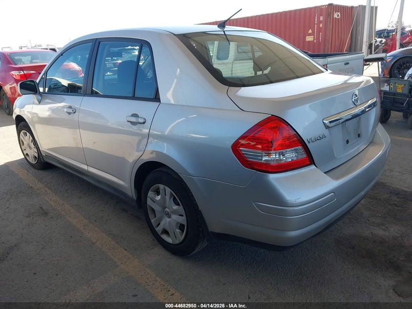 Vin: 3n1bc1ap9bl481764, lot: 45180065, nissan versa 1.8s 20113