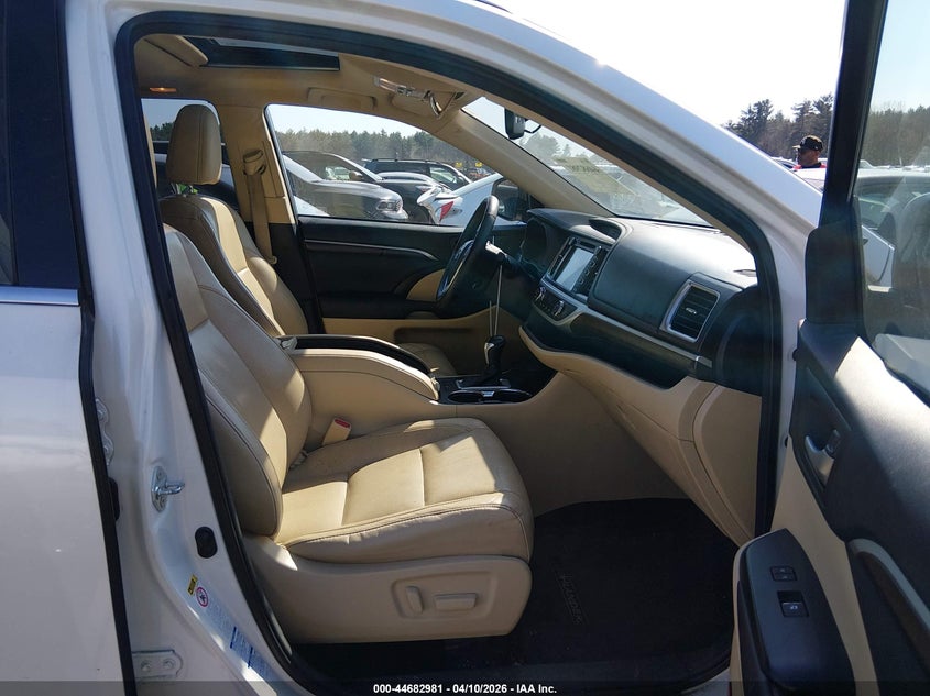 2015 Toyota Highlander Limited V6