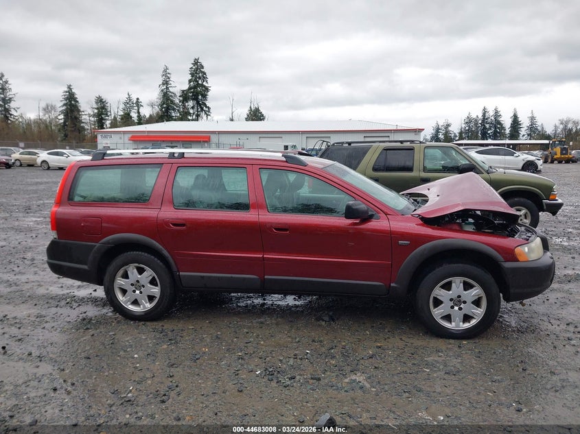 2005 Volvo Xc70 2.5T Awd VIN: YV1SZ592351185818 Lot: 44683008