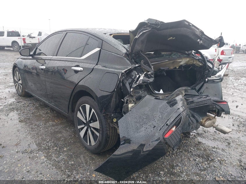 2022 Nissan Altima Sv Fwd