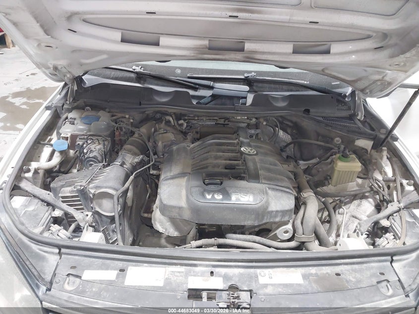 2016 Volkswagen Touareg Vr6 Executive VIN: WVGEF9BPXGD011685 Lot: 44683049